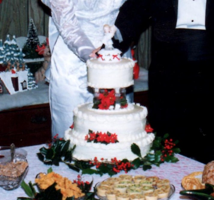 For their anniversary cake I decided to stack the cakes directly on top of 