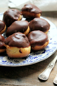 cream puffs recipe from cherryteacakes.com