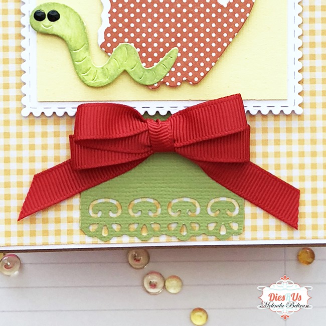 border and bow
