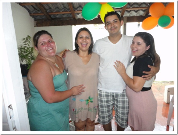 Prima Mayne, Mamis Ivone, Meu amor Thiago e Eu (Indy)