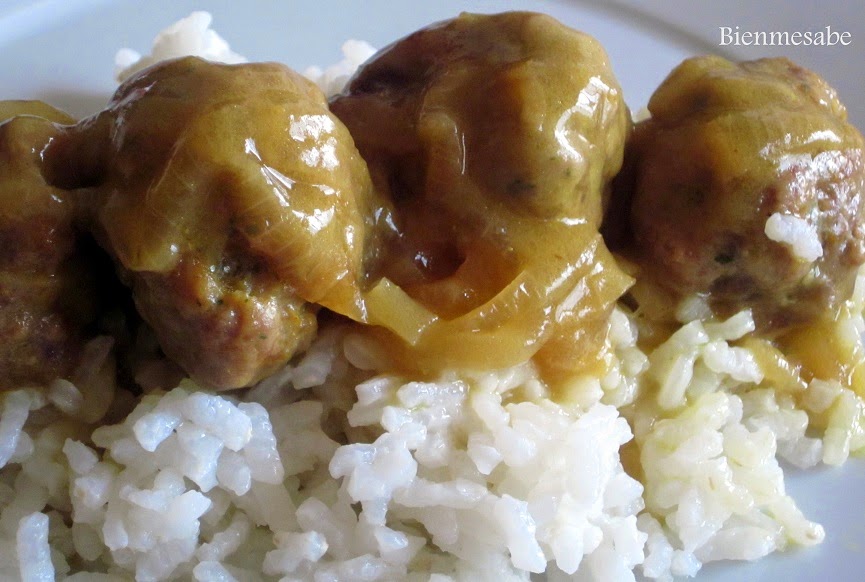 albóndigas con curry