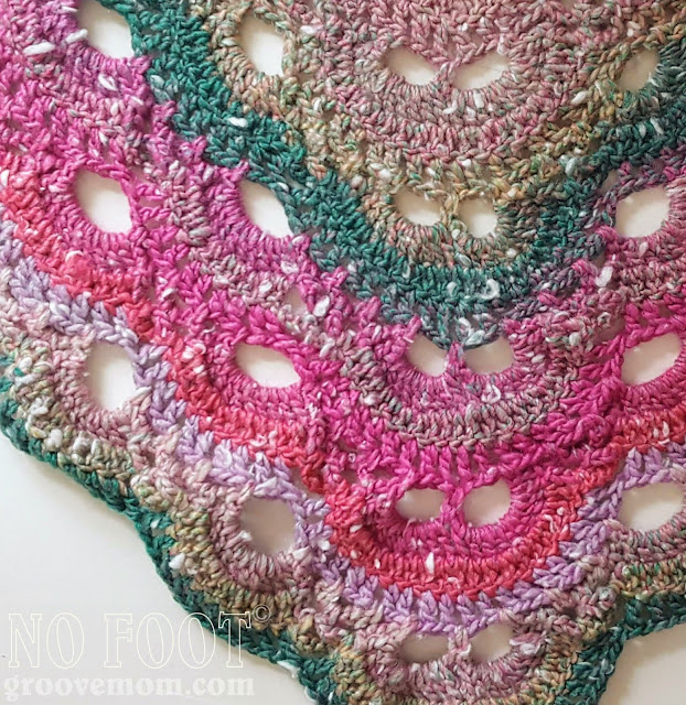 Virus Shawl detail with beautiful pinks and greens.