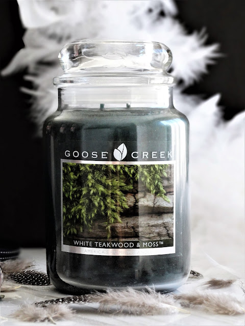 avis White Teakwood & Moss Goose Creek, white teakwood and moss, white teakwood and moss review, white teakwood and moss candle review, white teakwood and moss goose creek candle, avis bougie goose creek, goose creek candle review, blog bougie