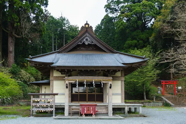 村山浅間神社（静岡）の拝殿