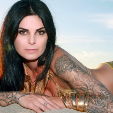 Tattooed Babe Spotlight: Paige Stone