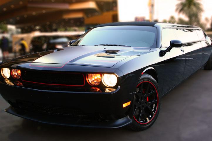 Dodge Challenger SRT8 Limousine video