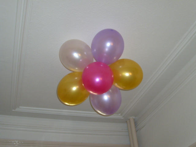 Balloon Hangers2