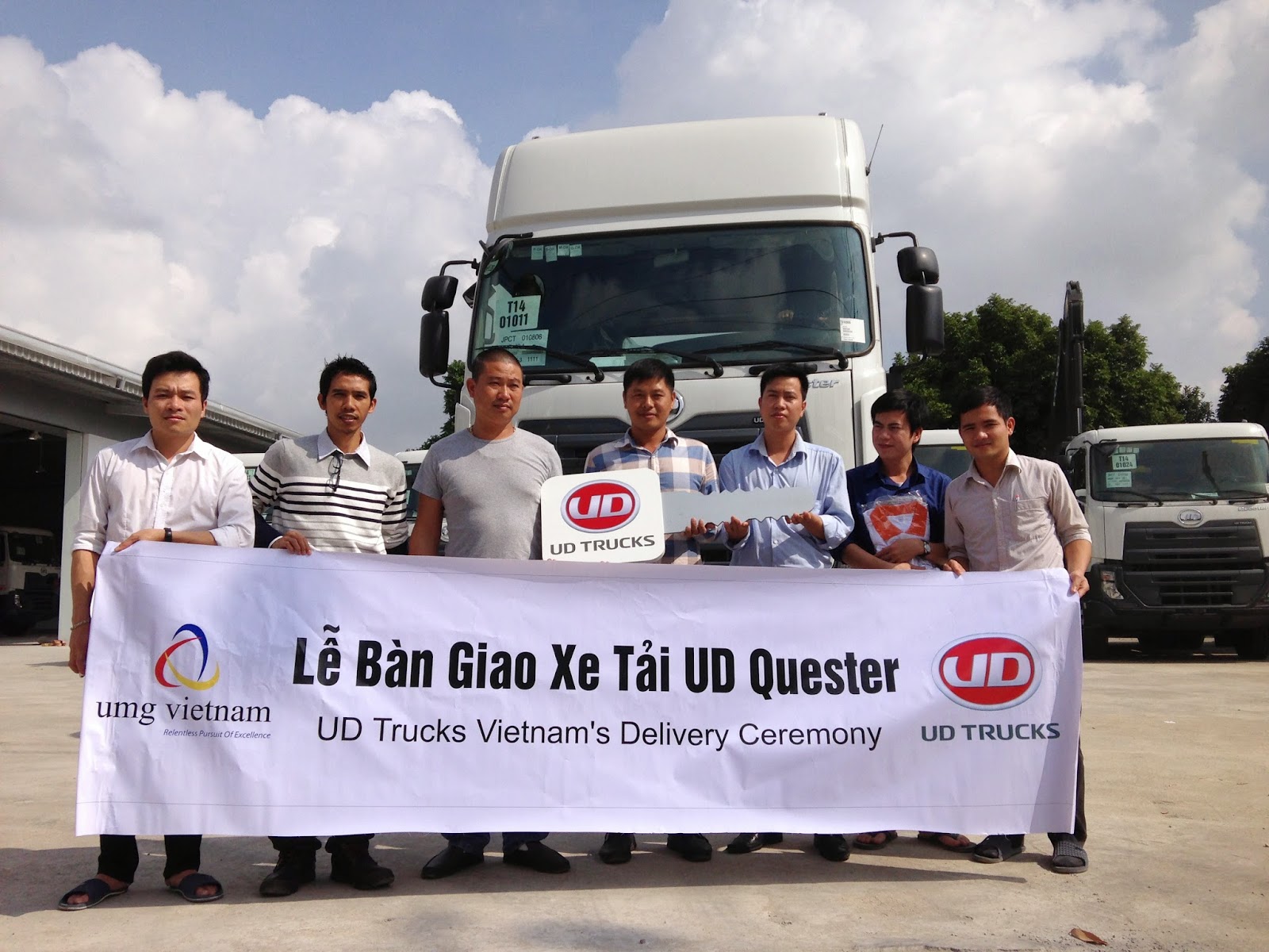 Lễ bàn giao xe đầu kéo UD tại Umg Việt Nam