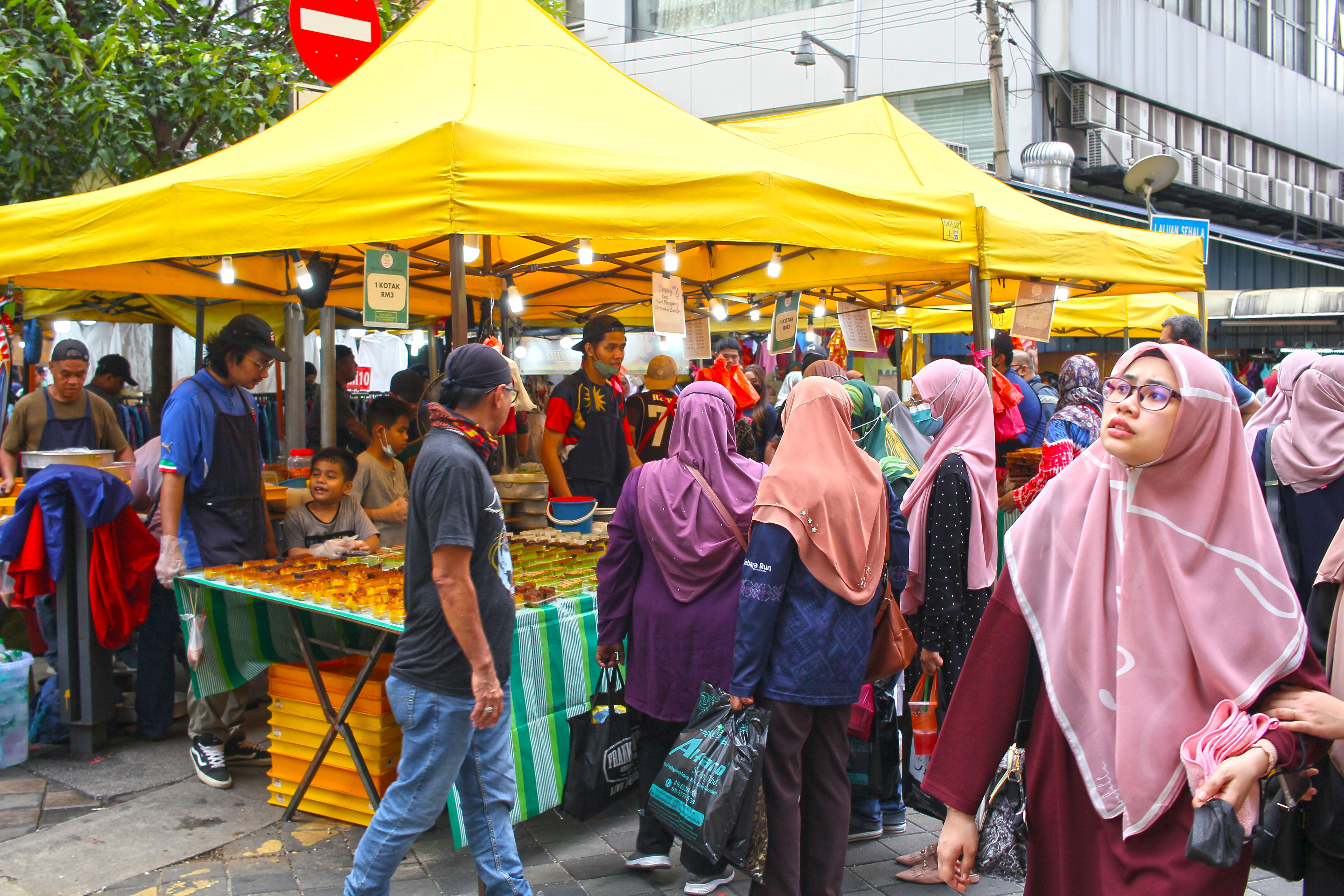 Pasar Malam Jalan Tar KL