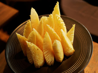 Chunks of pineapple, Sky Lounge, Continent Hotel Bangkok