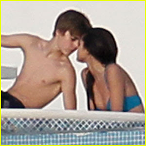 Selena Gomez Justin Bieber Kiss on We Like       Wow     Selena Gomez Kiss With Justin Bieber