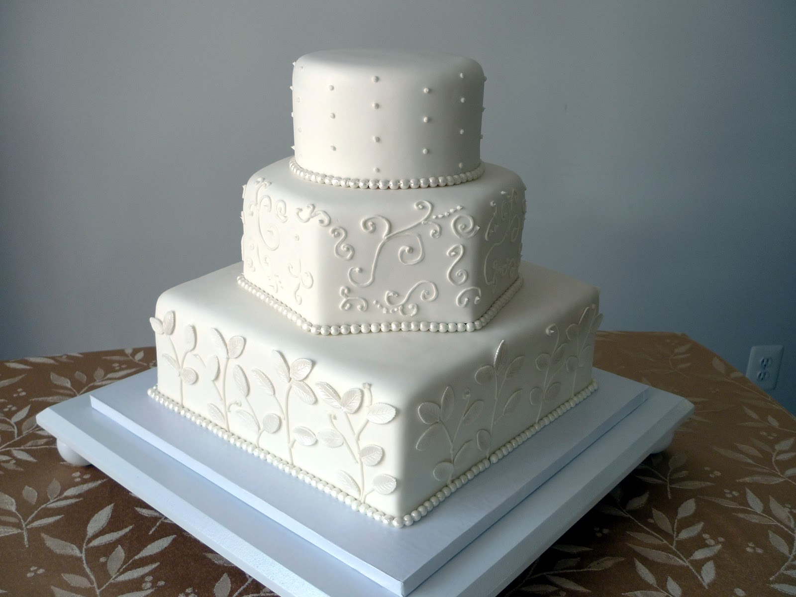 Cakebee Elegant Black White Wedding  Cakes 