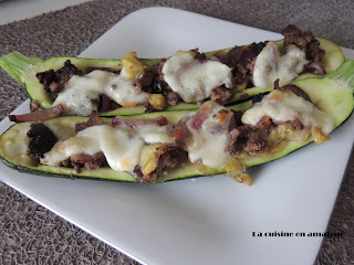 http://recettes.de/courgettes-farcies-a-la-viande-hachee