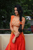 Janani Reddy latest sizzling photos-thumbnail-9