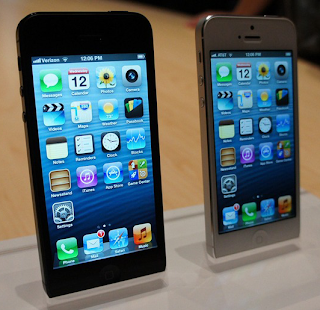 Walmart Slashes Price on iPhone 5, iPhone 4S