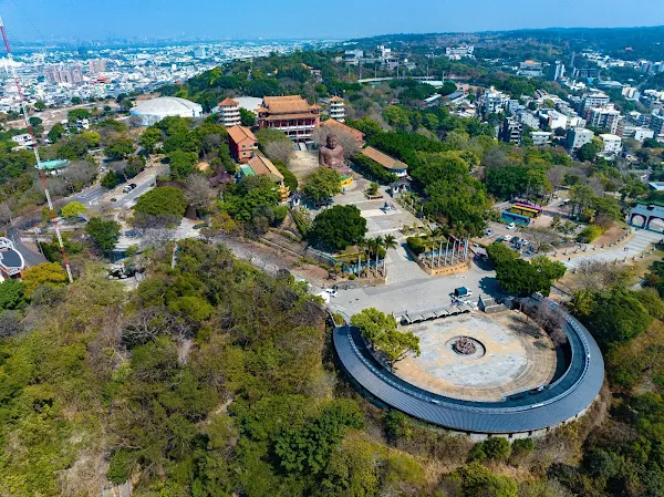 ▲八卦山大佛曾有亞洲第一大佛稱號，於民國91年登錄歷史建築，為彰化重要地標，也是所有彰化縣民的心靈故鄉，在建縣滿三百年時刻，重現彰化八卦山大佛風華，別具意義。（記者林明佑翻攝）
