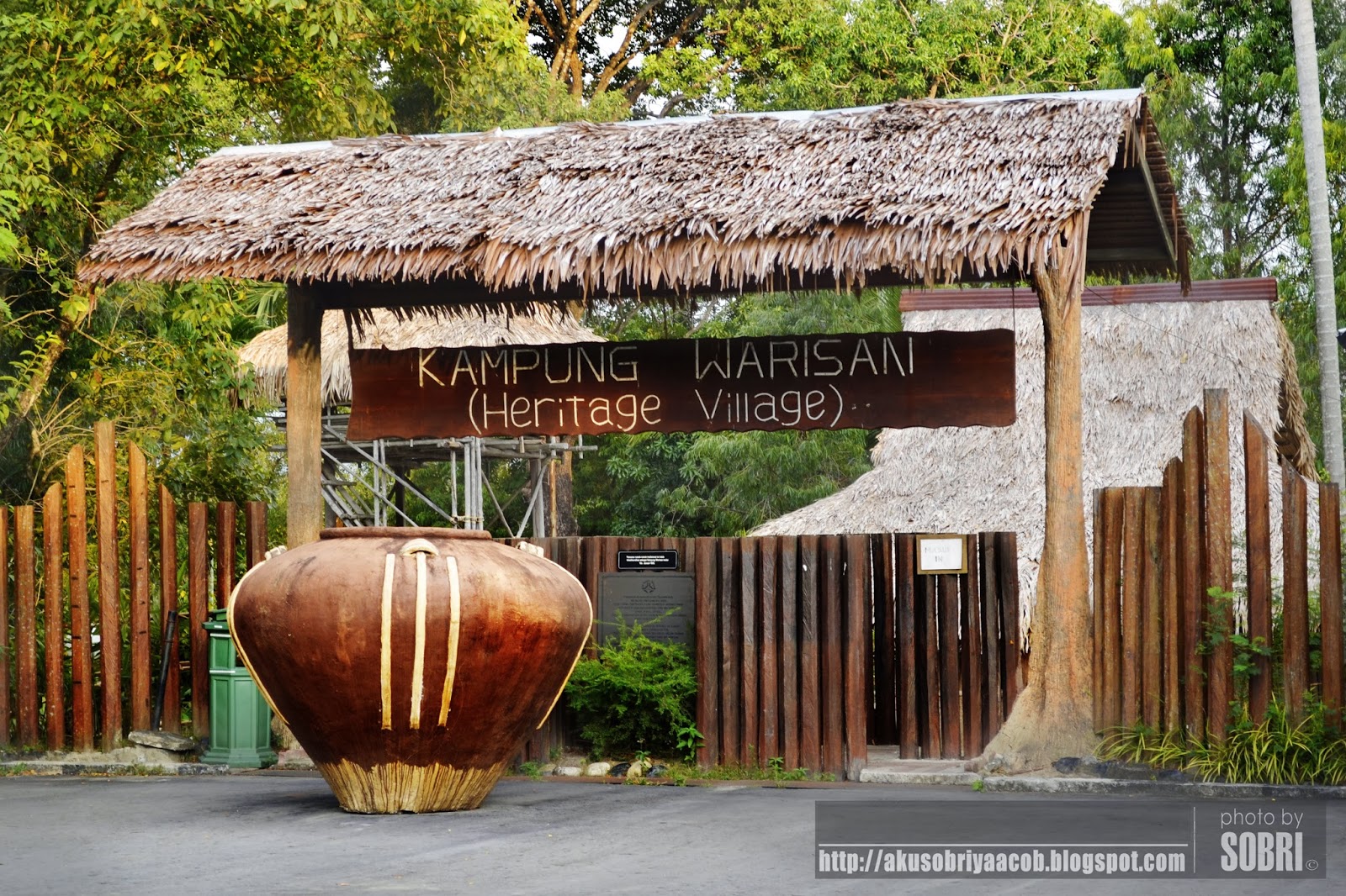 Tempat Menarik: Muzium Sabah, Kota Kinabalu, Sabah 