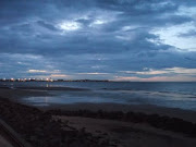 A LATE WALK ON THE BEACH AT HARTLEPOOL HEADLAND (cakkkkkkkk )