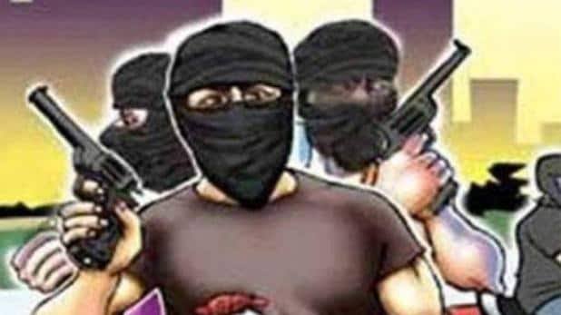 औरंगाबाद में हथियारों से लैस बदमाशो ने बैंक पर धावा बोल लूटे 69 लाख रुपये