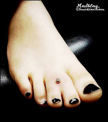 toe piercing