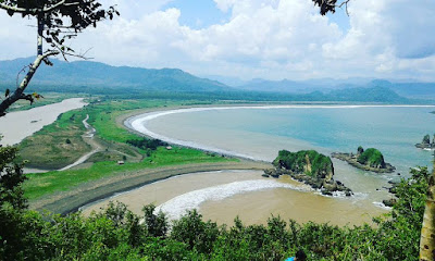 foto pantai payangan jember