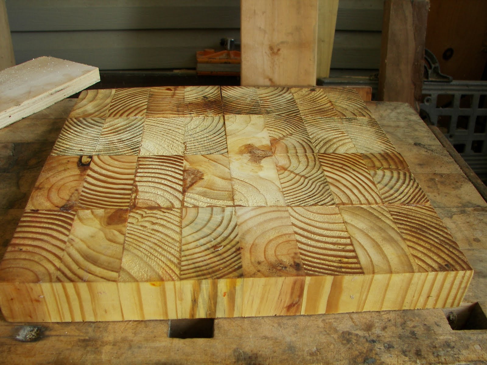 Sleepydog's Wood Shop: Surfacing End-grain Cutting Broards ...