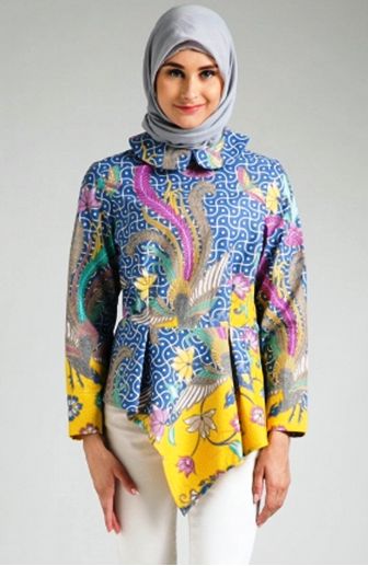  25 model baju batik atasan untuk wanita muslimah modern 