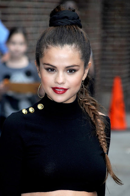 Selena Gomez 2015 Hot photo Gallery Wallpapers Free Download
