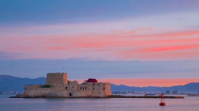 Σε Ναύπλιο, Αγκίστρι και Πόρο η πρώτη μεγάλη έξοδος των αδειούχων