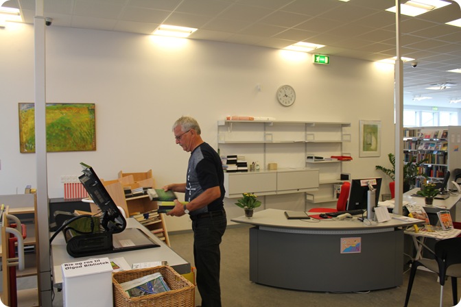 IMG_1809 bibliotek
