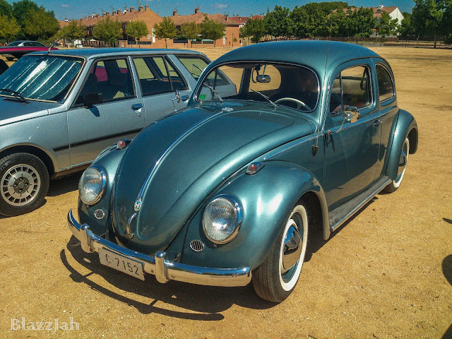 Cool Wallpapers desktop backgrounds - Volkswagen Beetle - Classic and luxury cars - Season 4 - 08