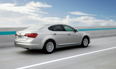 2010 Kia Cadenza Sport Sedan