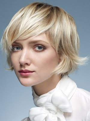 1. 2014 Women Medium  Hairstyle Trends