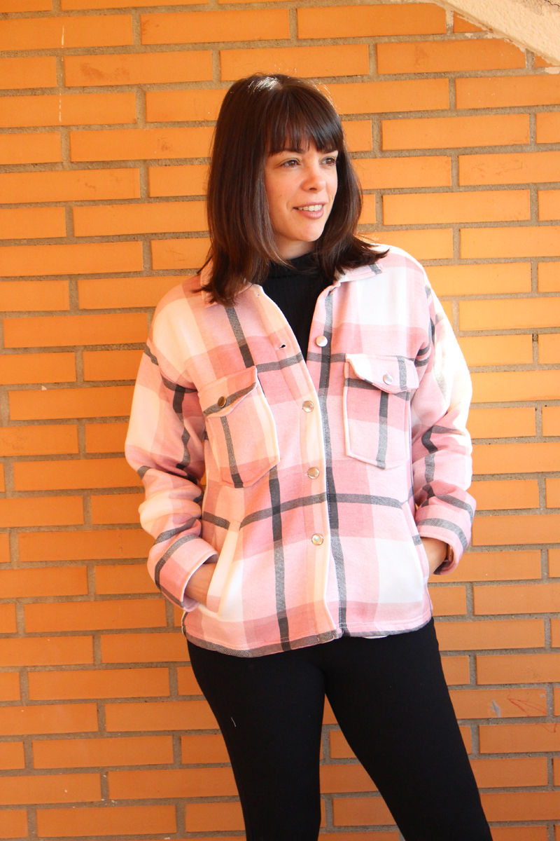 chaqueta rosa