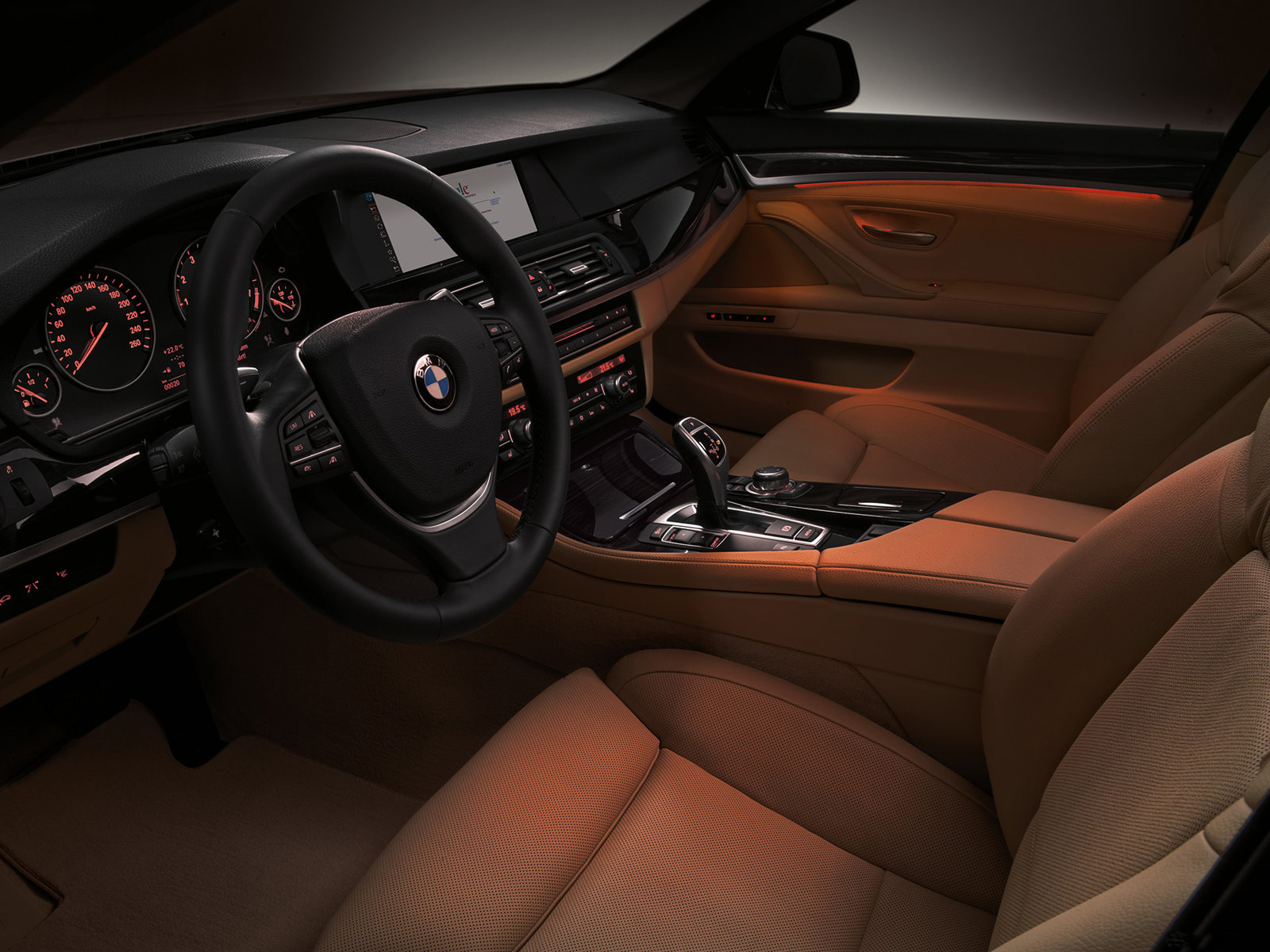2016 BMW 5 Series Interior