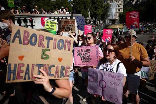 News,World,international,Washington,America,Pregnant Woman,Mother, Health,Health & Fitness, Child,abortion,USA,Top-Headlines,US health dept says doctors must offer abortion if mother's life is at risk