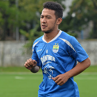 Curhatan Zola Sulitnya Mendapat Kepercayaan Dari Pelatih PERSIB BANDUNG