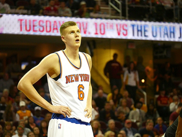 Kristaps Porzingis effectue de bons débuts en NBA (12.3 points et 8.6 rebonds)