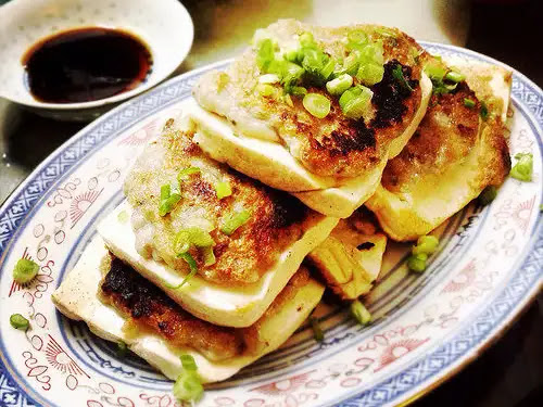 Pan Fried Tofu Stuffed with Fish Paste 煎釀鯔魚滑豆腐