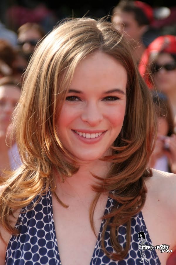 Danielle Panabaker Picture