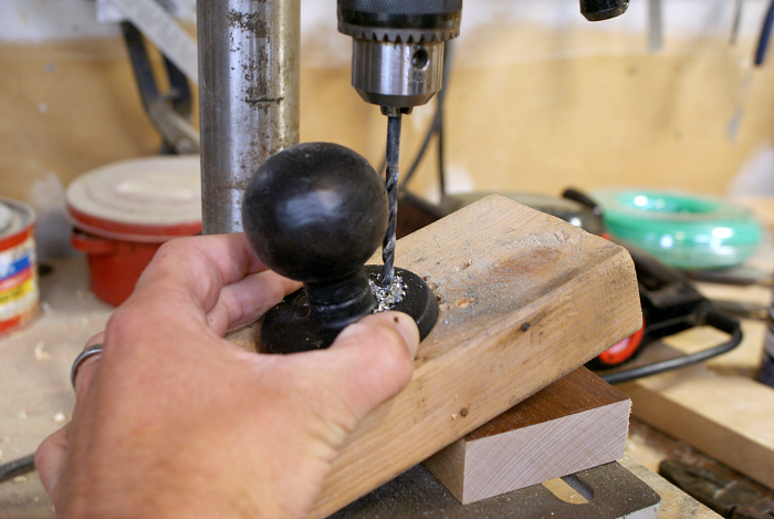 How to Make DIY Upcycled Doorknob Coat Hooks