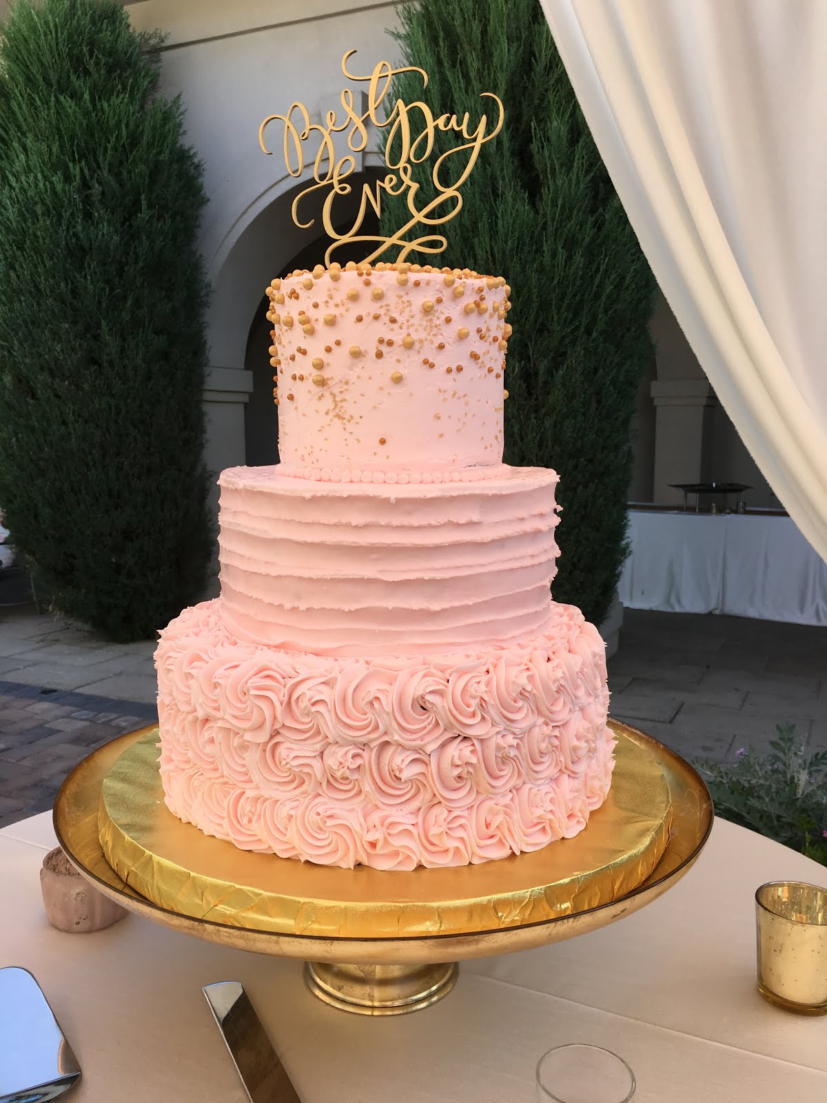 3-tier round blush buttercream