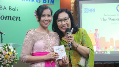 Santy Sastra, IWABA Bali, Ikatan Wanita Bank Bali, The Power of Women, Santy Sastra Public Speaking (4)