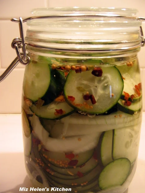 Pickle Pot Time at Miz Helen's Country Cottage