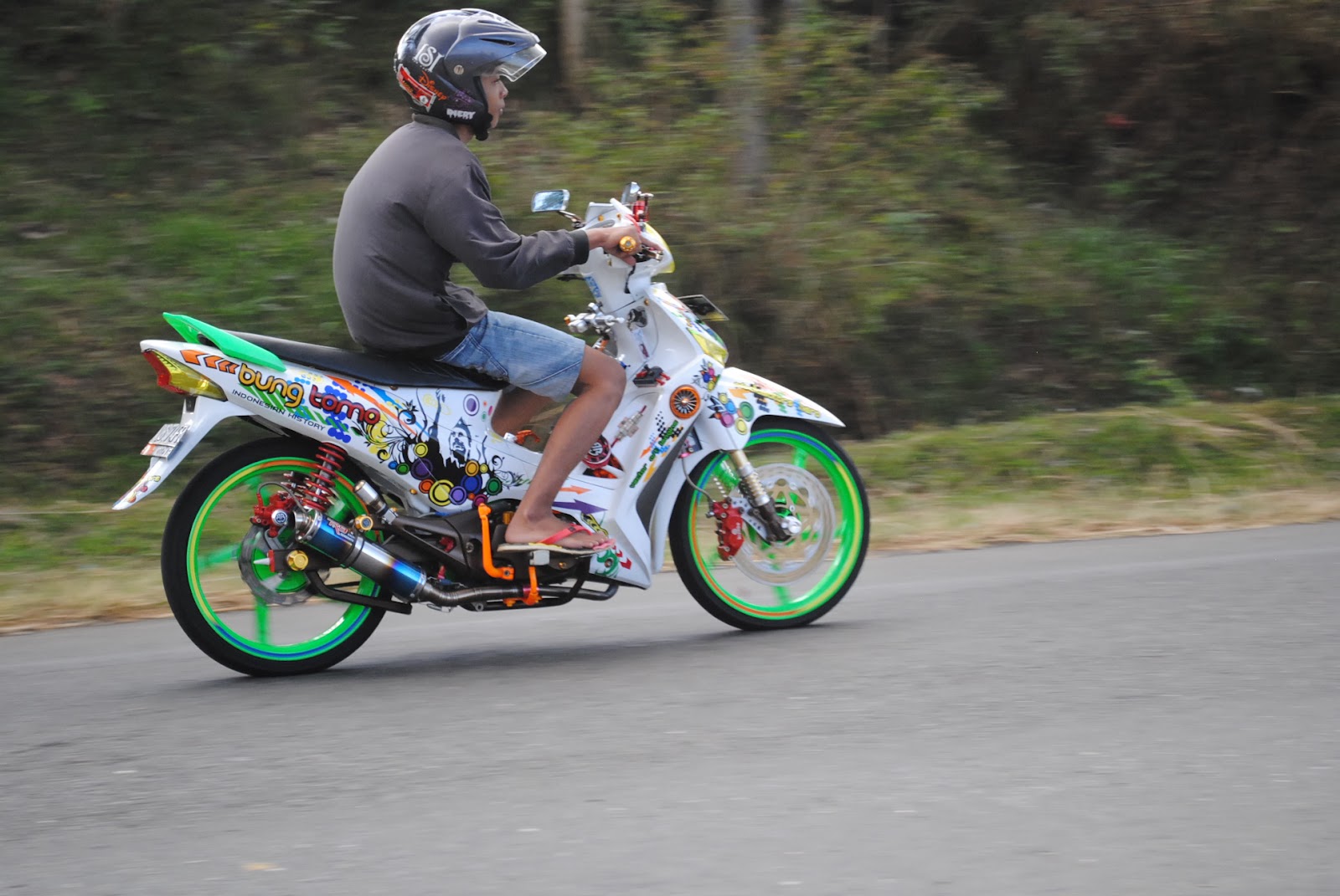 FANTASIKU: MODIFIKASI SUPRA X 125 TAHUN 2009