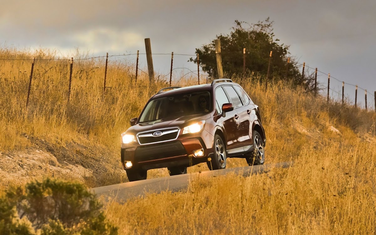 2014 Subaru Forester Widescreen HD Wallpaper 4