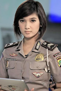 Polwan Cantik