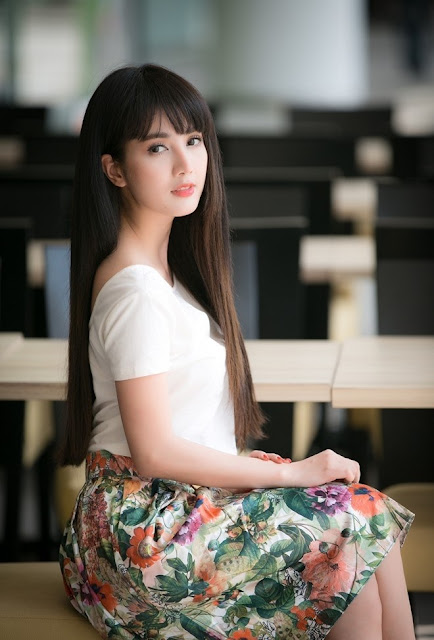 Hot girl Linh Napie 2