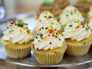 Vanilla cupcakes on a plate