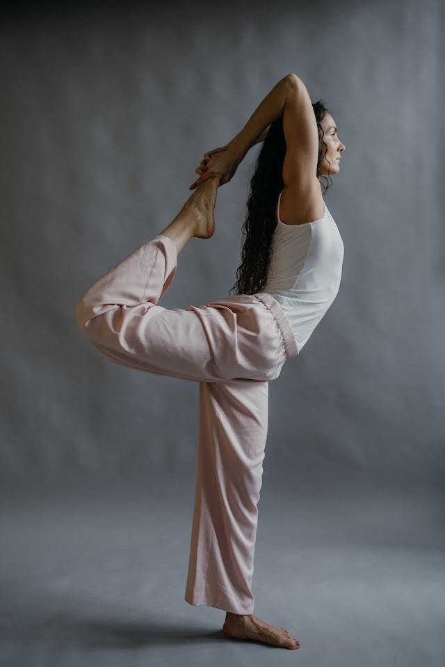 Mountain Pose(Tadasana) 